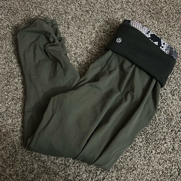 Lululemon Sunset Salutation Crop - Picture 1 of 5